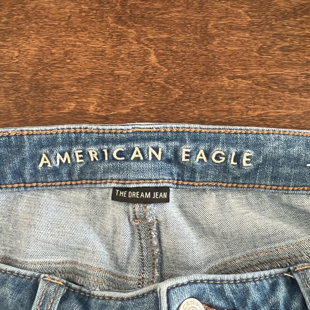 American Eagle Outfitters Light Blue Distressed Skinny Jeans - Picture 3 of 5